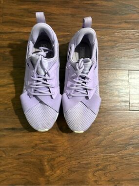 Puma Women's Running Lavender Lace-Up Sneakers Size 7